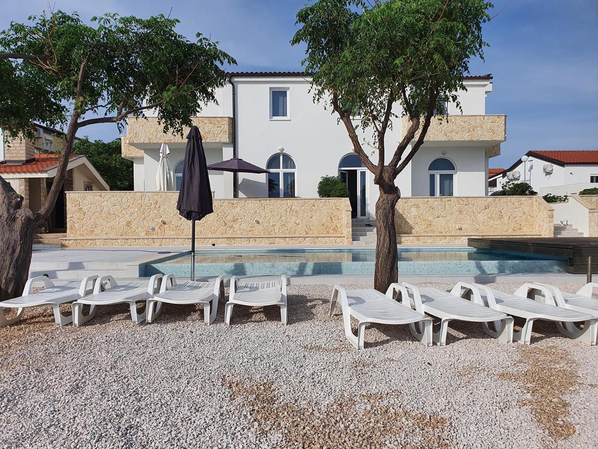Villa Ivanovic Vir Bagian luar foto